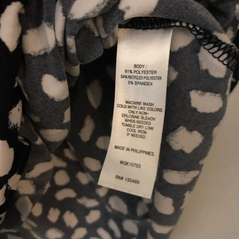 41 Hawthorn Navy & White Surplice Top - Picture 5 of 6
